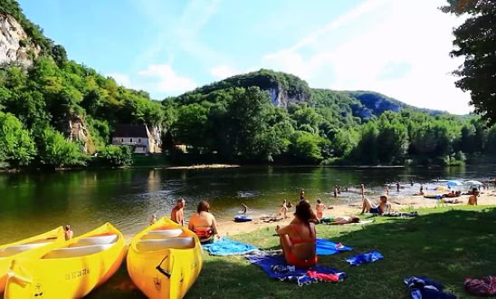 Plage proche de la  location saisonni&egrave;re de la Boetie du Ponchet &agrave; Veyrignac, Dordogne